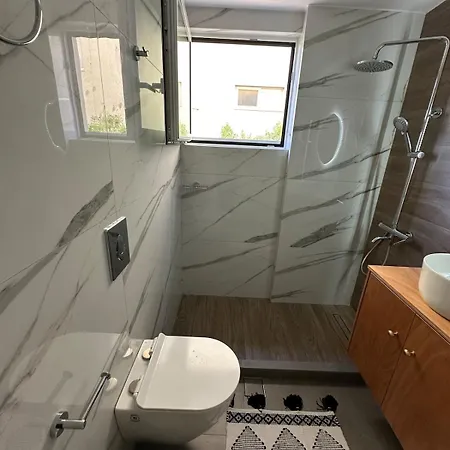 Luxurious דירה העיירה רתימנו