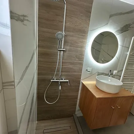 Luxurious *